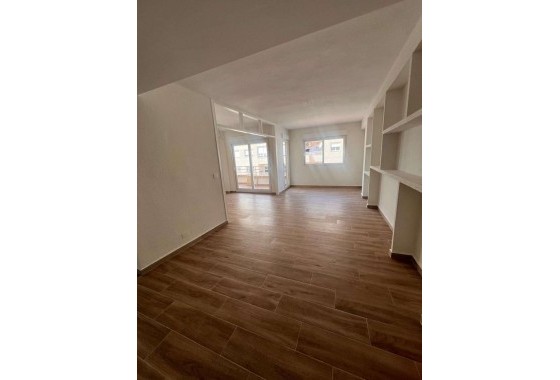 Resale - Apartment - Torrevieja - torrevieja