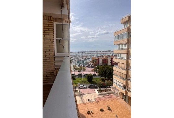 Resale - Apartment - Torrevieja - torrevieja