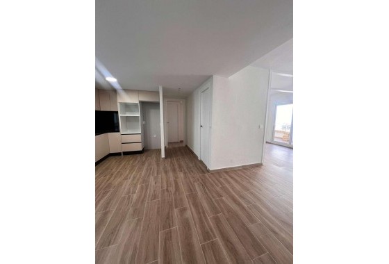 Resale - Apartment - Torrevieja - torrevieja