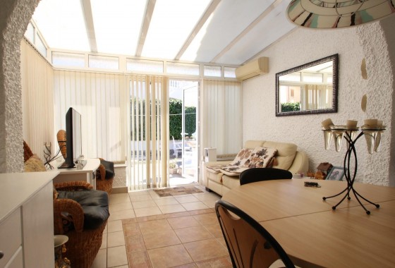 Revente - Villa - Torrevieja - El chaparral