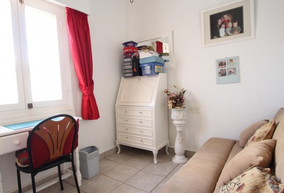 Revente - Villa - Torrevieja - El chaparral
