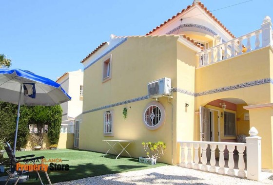 Revente - Villa - Torrevieja - El chaparral