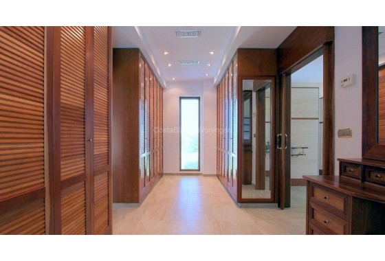 Resale - Detached Villa - Penàguila