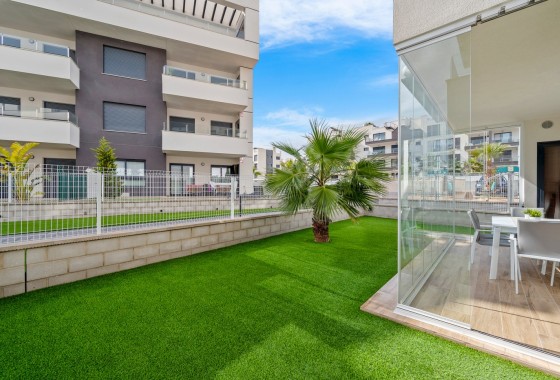 Resale - Apartment - Orihuela Costa - Villamartín