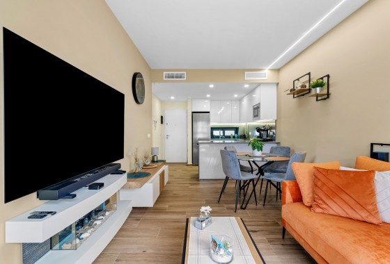 Resale - Apartment - Orihuela Costa - Villamartín