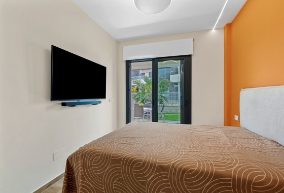 Resale - Apartment - Orihuela Costa - Villamartín