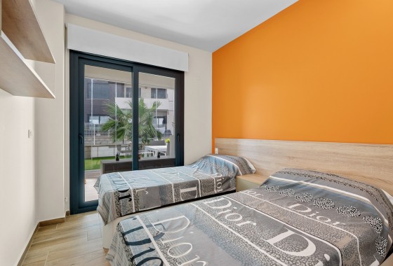 Resale - Apartment - Orihuela Costa - Villamartín