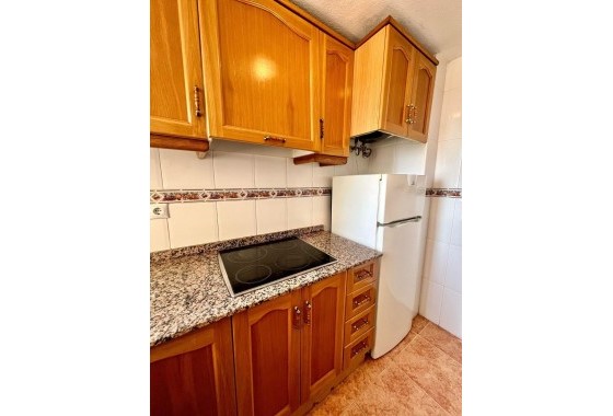 Segunda Mano - Apartamento - Torrevieja - Playa de los locos