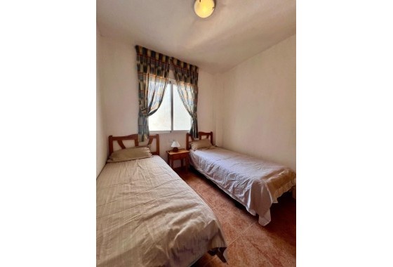 Segunda Mano - Apartamento - Torrevieja - Playa de los locos