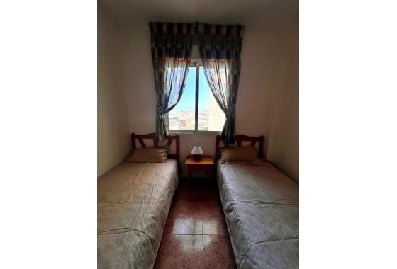 Segunda Mano - Apartamento - Torrevieja - Playa de los locos