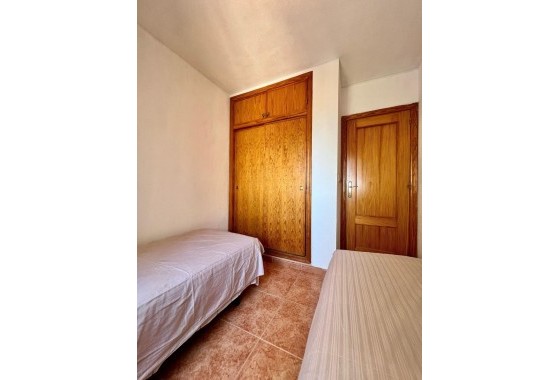 Segunda Mano - Apartamento - Torrevieja - Playa de los locos