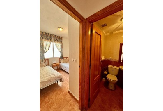 Segunda Mano - Apartamento - Torrevieja - Playa de los locos