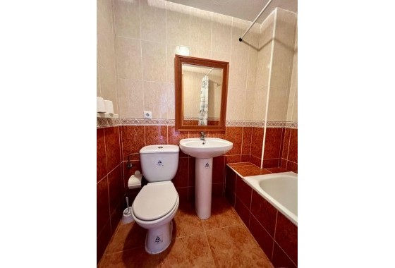 Segunda Mano - Apartamento - Torrevieja - Playa de los locos