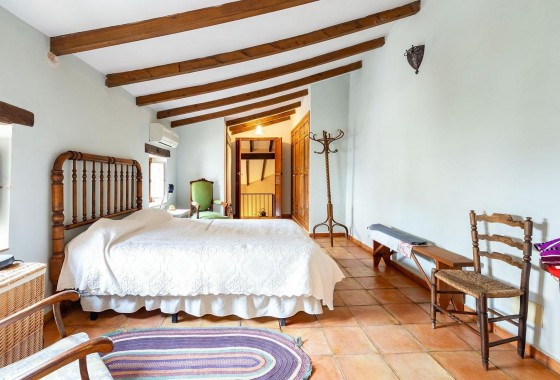 Segunda Mano - finca - Los Martinez Del Puerto - Los Martínez del Puerto