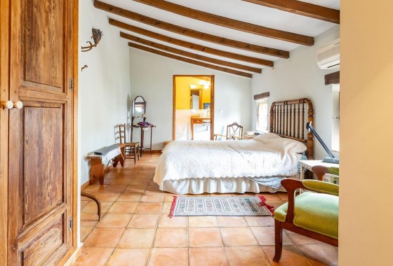 Segunda Mano - finca - Los Martinez Del Puerto - Los Martínez del Puerto