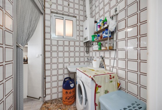 Resale - Apartment - Torrevieja - torrevieja