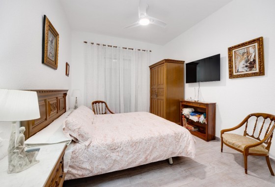 Resale - Apartment - Torrevieja - torrevieja
