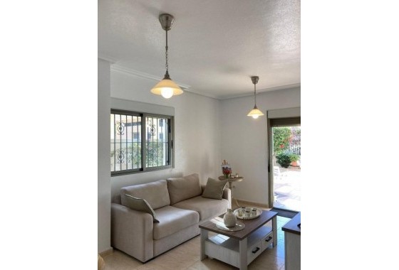 Segunda Mano - Apartamento - Guardamar del Segura - CENTRO