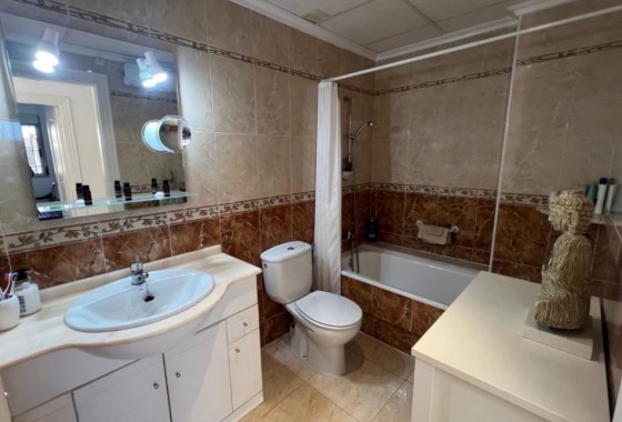 Segunda Mano - Apartamento - Guardamar del Segura - CENTRO