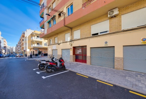 Segunda Mano - Garaje - Torrevieja - torrevieja