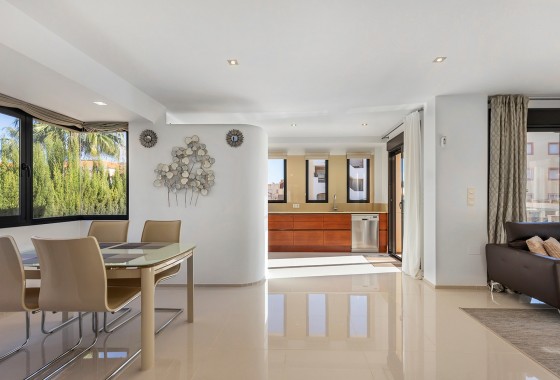 Revente - Villa - Orihuela Costa