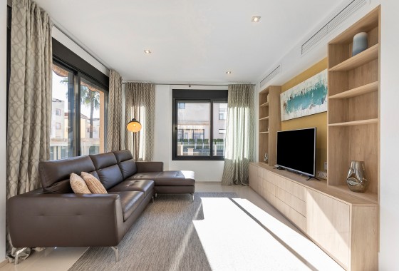 Revente - Villa - Orihuela Costa