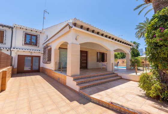 Resale - Detached Villa - Orihuela Costa