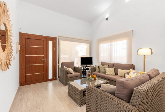 Resale - Detached Villa - Orihuela Costa