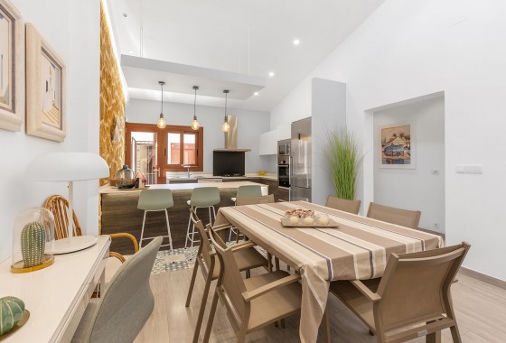 Resale - Detached Villa - Orihuela Costa