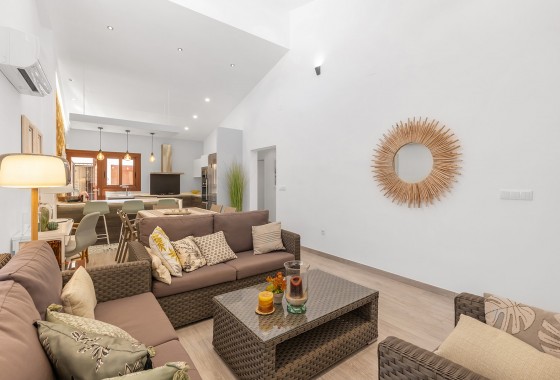 Resale - Detached Villa - Orihuela Costa