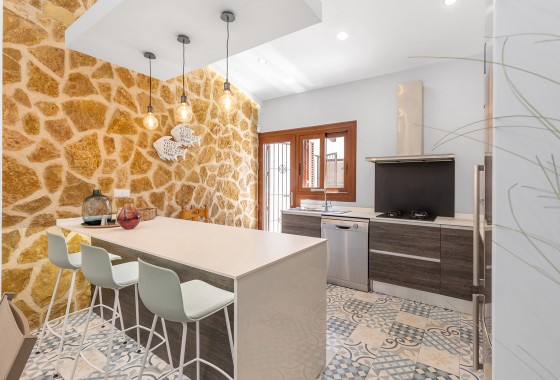 Resale - Detached Villa - Orihuela Costa