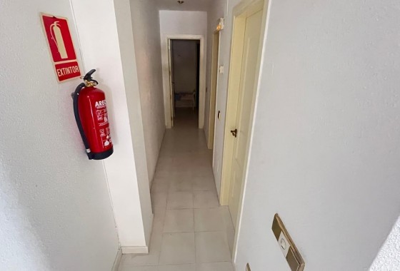 Resale - Apartment - Torrevieja - torrevieja