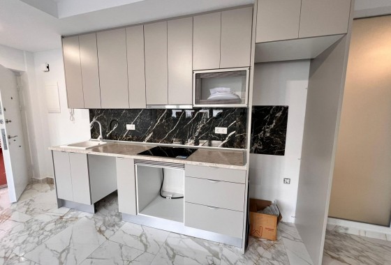 Segunda Mano - Apartamento - Torrevieja - Estacion de autobuses