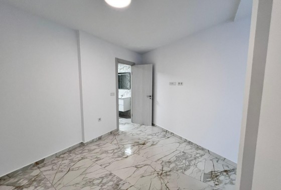 Segunda Mano - Apartamento - Torrevieja - Estacion de autobuses