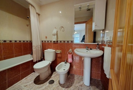 Segunda Mano - Apartamento - Torrevieja - Estacion de autobuses