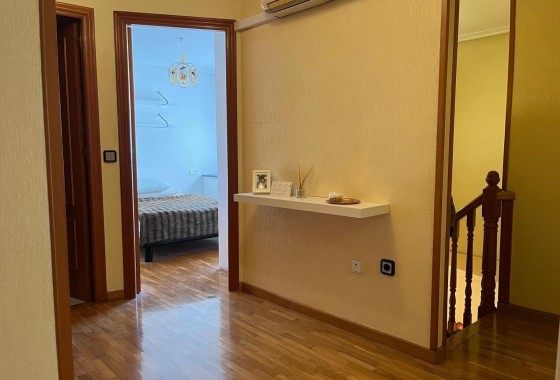 Segunda Mano - Apartamento - Torrevieja - Estacion de autobuses