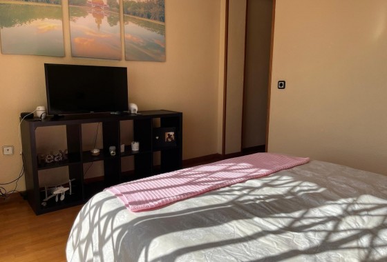 Segunda Mano - Apartamento - Torrevieja - Estacion de autobuses