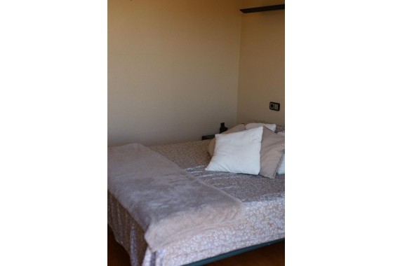 Segunda Mano - Apartamento - Torrevieja - Estacion de autobuses