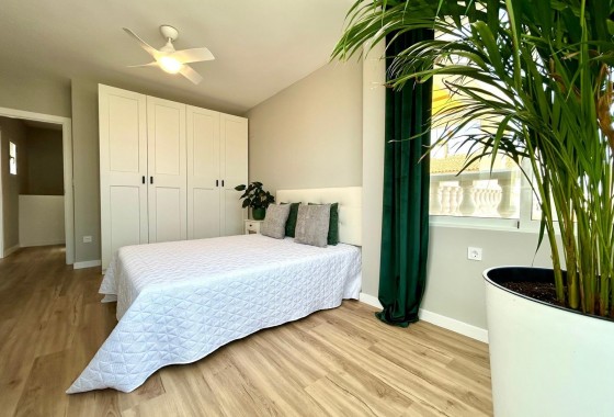 Revente - Maison de ville - Orihuela Costa - Urbanización Perla del Mar