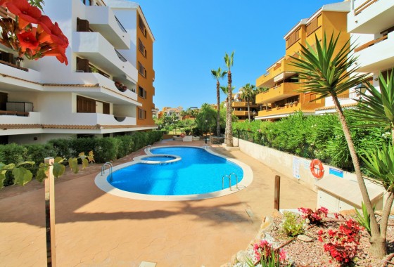 Resale - Apartment - Punta Prima