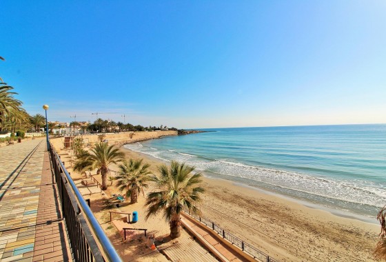 Resale - Apartment - Punta Prima