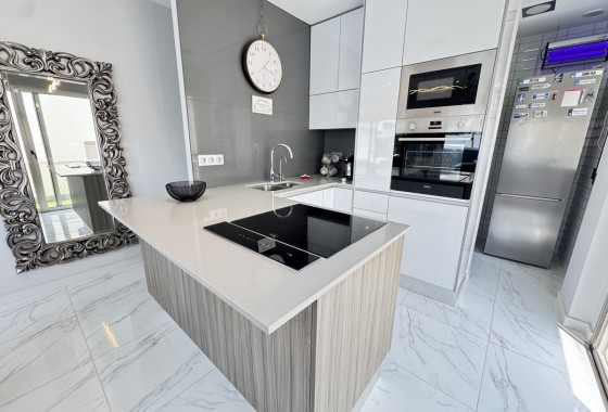 Resale - Detached Villa - Villamartin