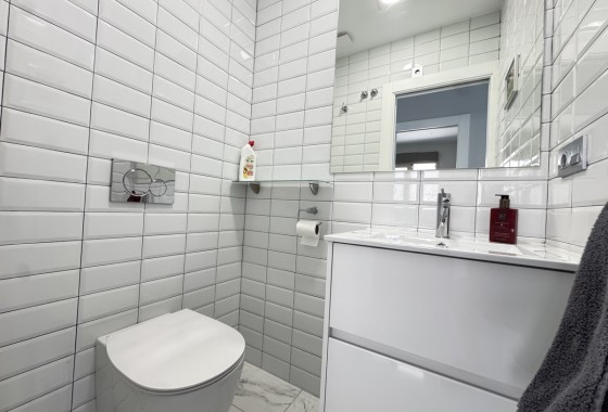 Resale - Detached Villa - Villamartin