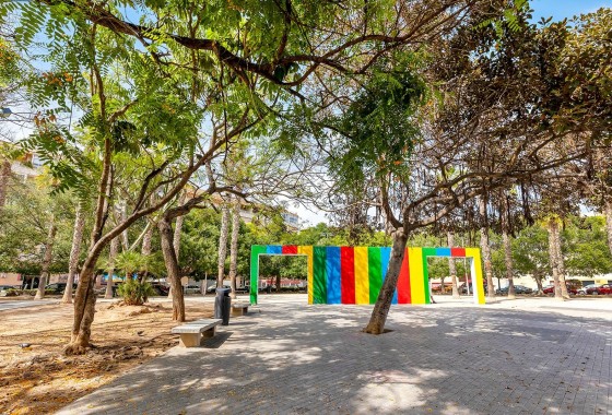 Segunda Mano - Apartamento - Torrevieja - Estacion de autobuses