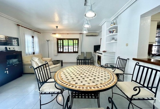 Revente - Villa - Orihuela Costa - La Zenia