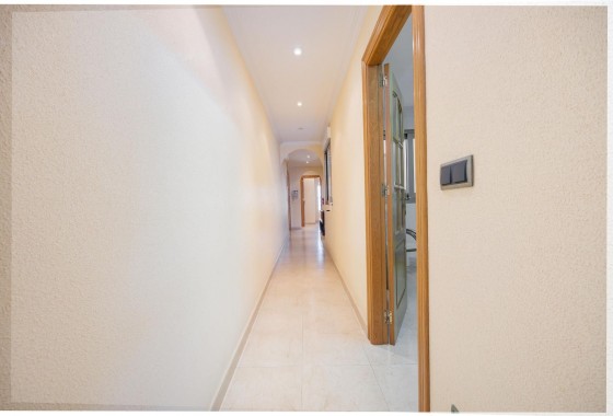 Resale - Apartment - Torrevieja