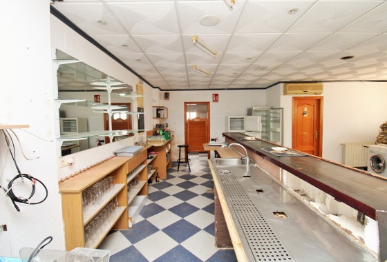 Segunda Mano - Local - Villamartin