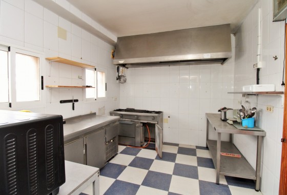 Segunda Mano - Local - Villamartin