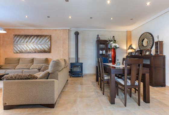 Revente - Villa - Los Montesinos - La herrada