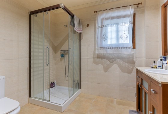 Revente - Villa - Los Montesinos - La herrada